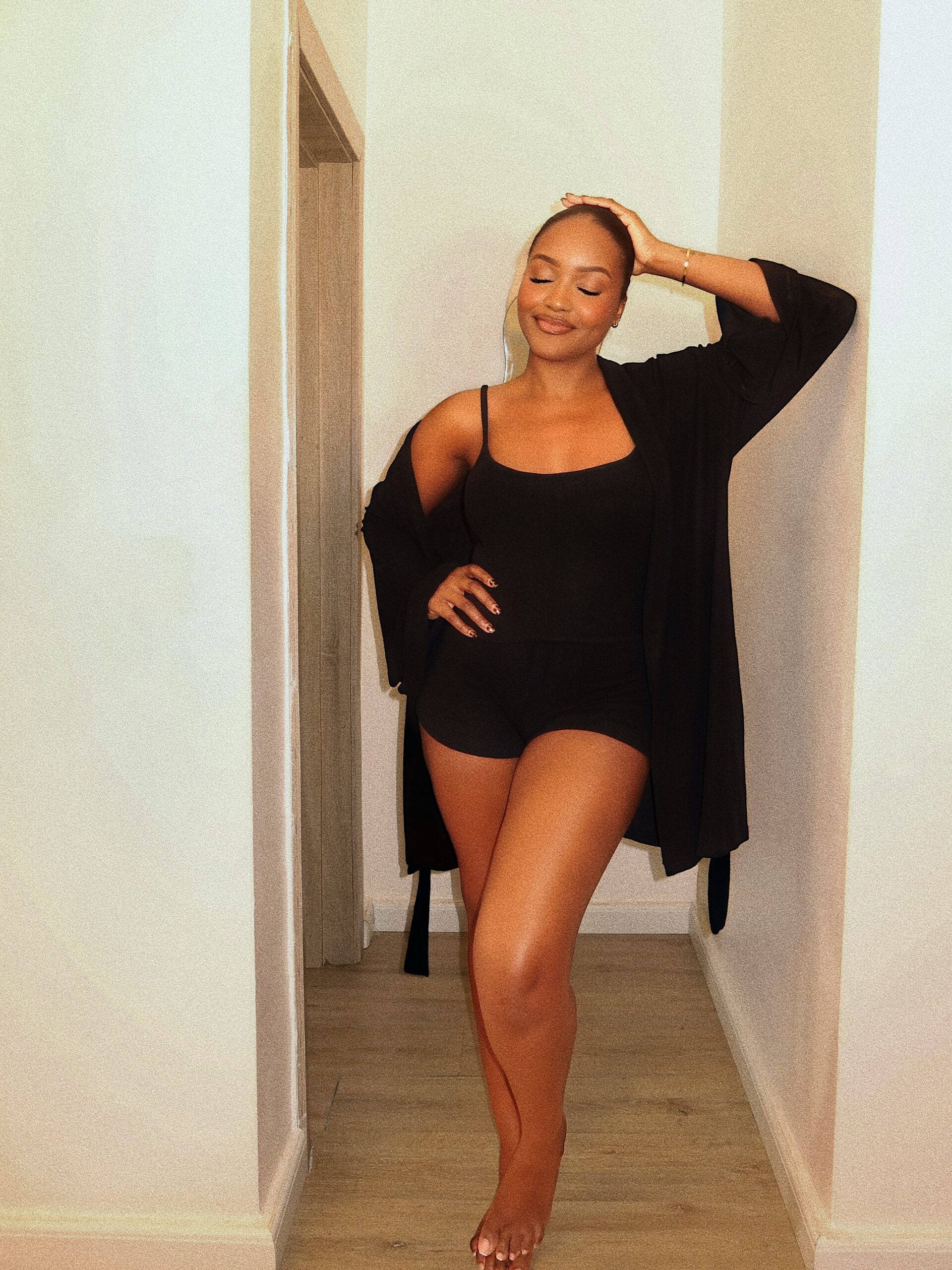Noir 3 piece set with matching robe